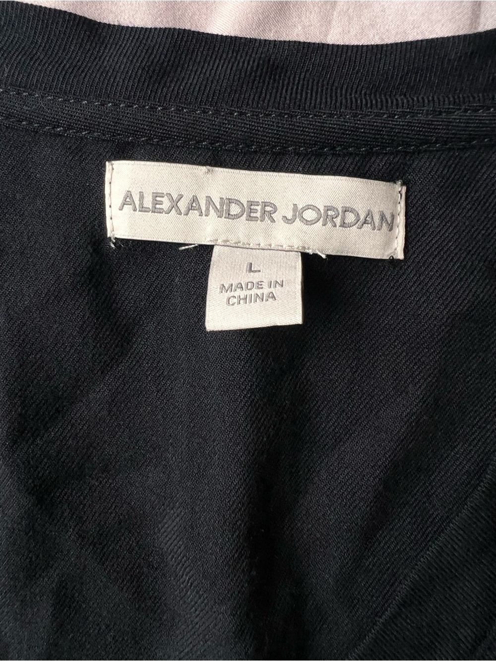 Alexander Jordan Women’s Black Short Sleeve V - Neck Tee Shirt Size L - Picture 8 of 14